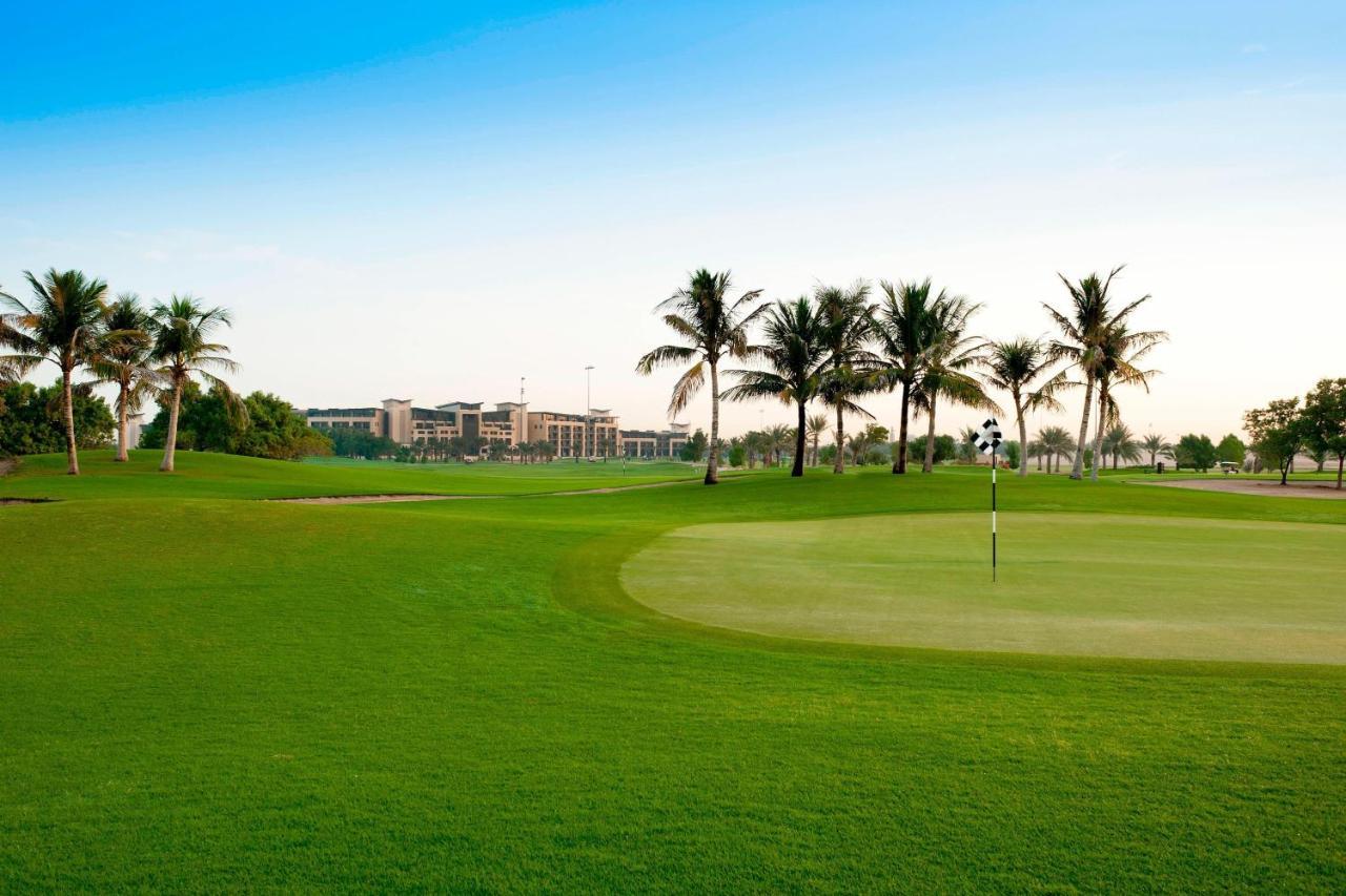 Vogo Abu Dhabi Golf Resort & Spa Formerly The Westin Abu Dhabi Golf Resort & Spa Eksteriør bilde Golf course at Jumeirah Islands